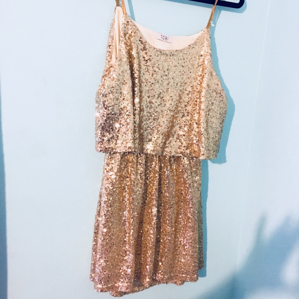 FUN GOLD MINI DRESS ✨🔥✨